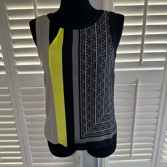 BCBGMAXAZRIA Elicia Top - Picture 2 of 7